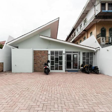 Reddoorz Plus Near Rs Usu Medan 2 Ngoại thất bức ảnh